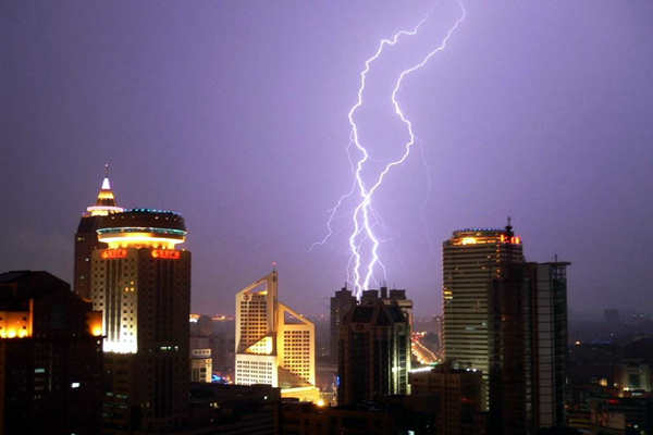 樓宇自控系統的雷電防護!(圖1) 樓宇自控系統的雷電防護!(圖1)